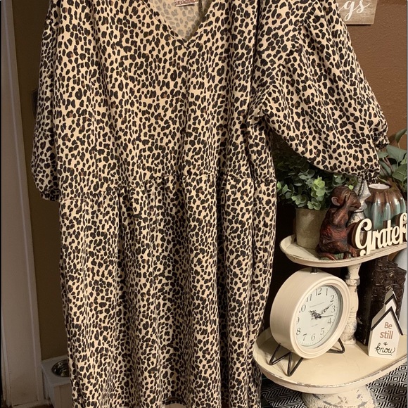 Cute dress - Picture 1 of 4